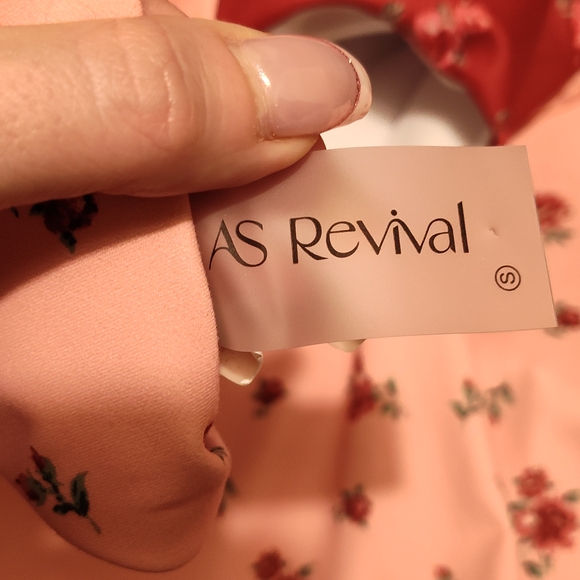 Stride Racer Ruffle Dress - Picture 4 of 5